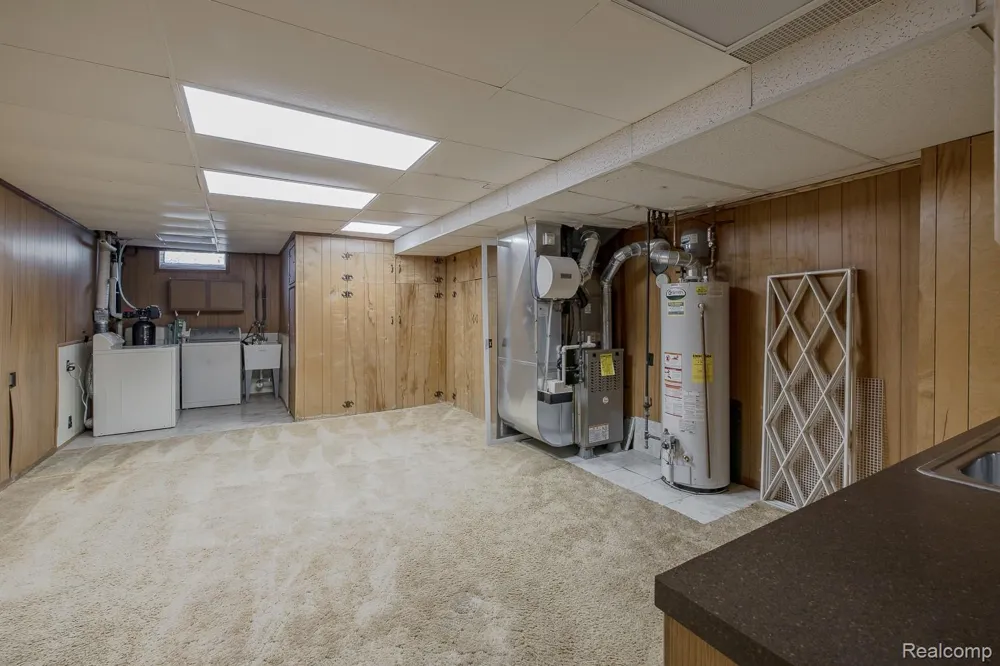 3108 Schoolhouse Drive Waterford Charter Township, MI 48329