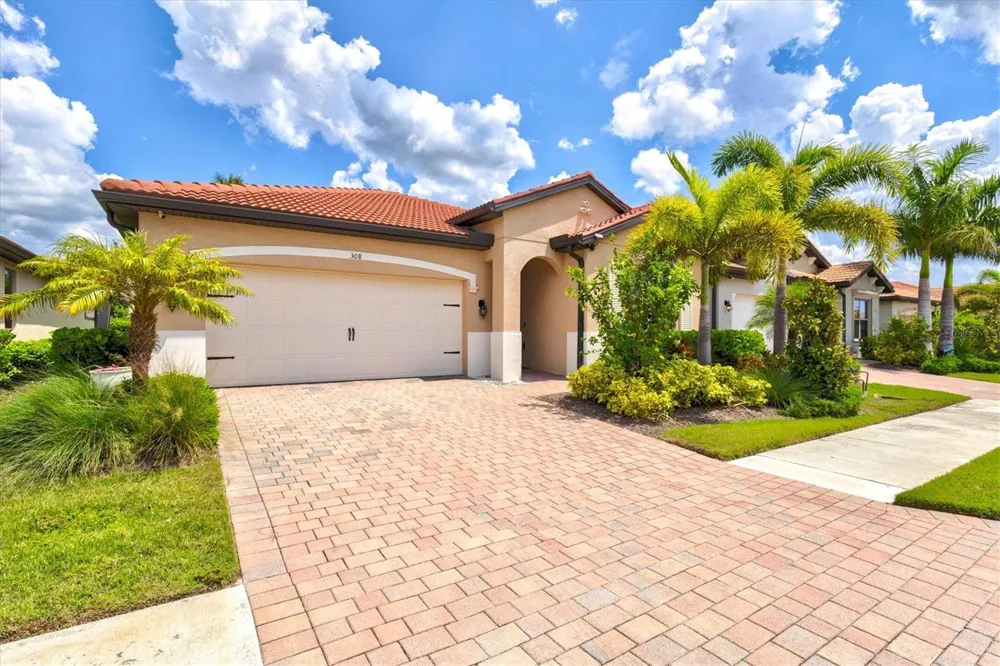 308 SOLIERA STREET Nokomis, FL 34275