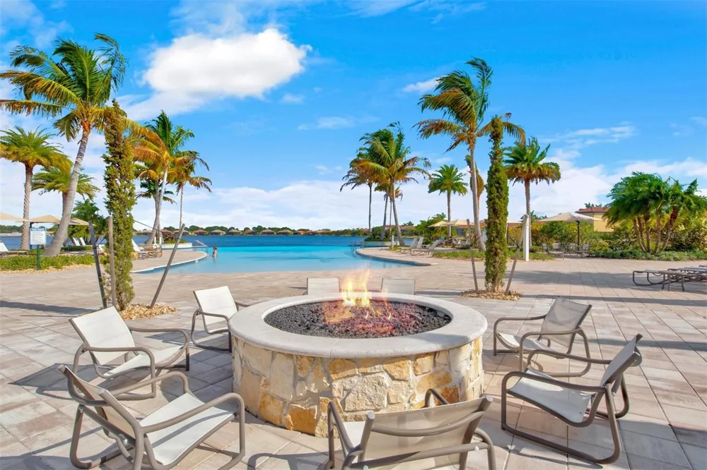 308 SOLIERA STREET Nokomis, FL 34275