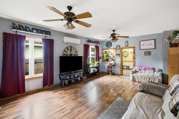 313 1st Avenue NE Brainerd, MN 56401