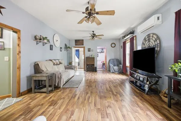 313 1st Avenue NE Brainerd, MN 56401