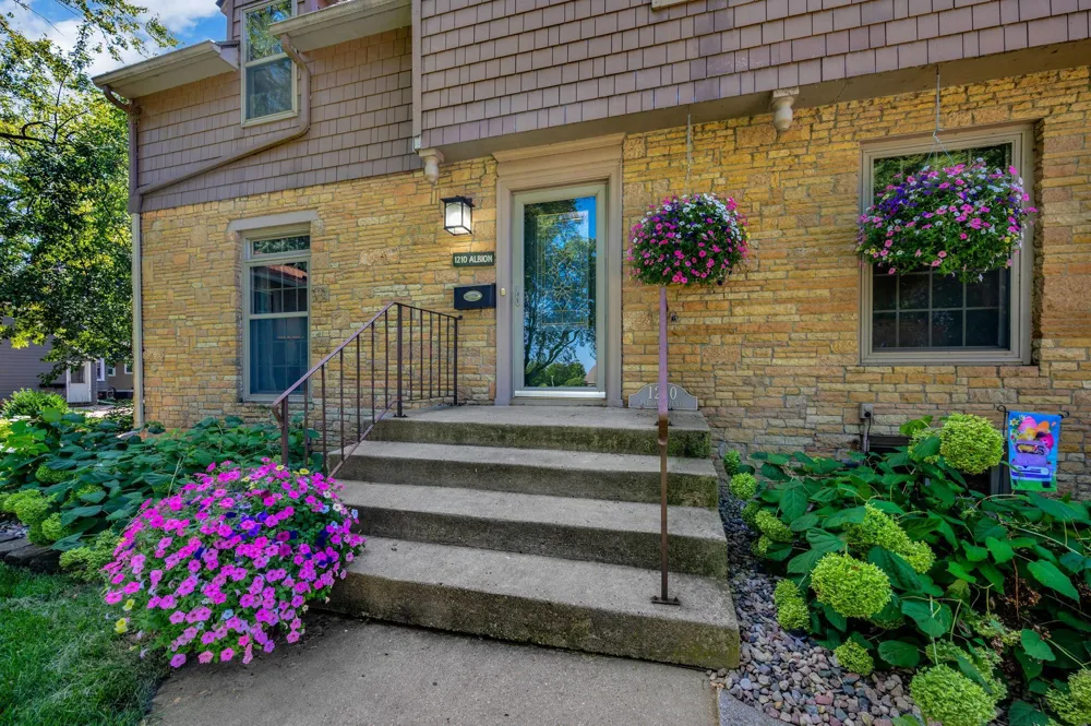 1210 Albion Avenue Fairmont, MN 56031