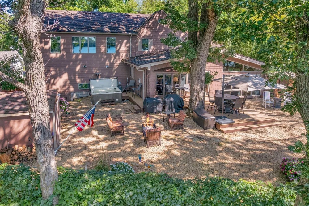 1210 Albion Avenue Fairmont, MN 56031