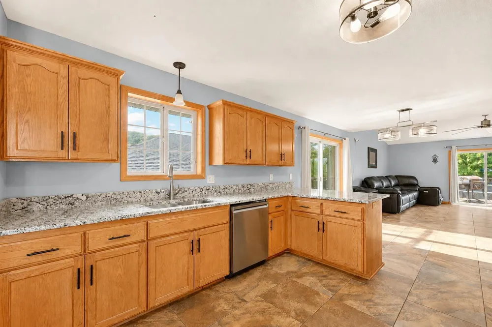 3931 Birmingham Lane NW Rochester, MN 55901