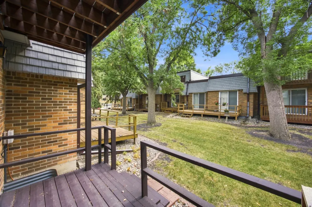 3012 10th Street #B12 Fargo, ND 58102