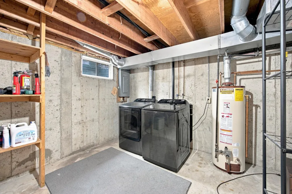 3012 10th Street #B12 Fargo, ND 58102