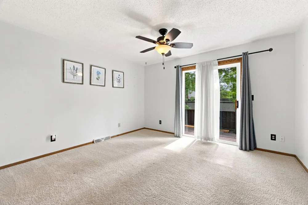 3012 10th Street #B12 Fargo, ND 58102