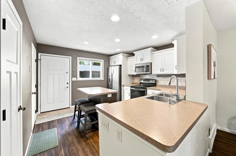 3012 10th Street #B12 Fargo, ND 58102