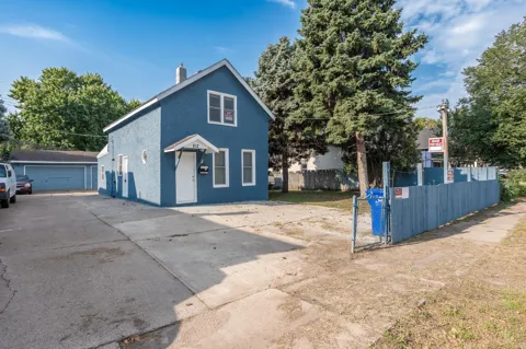 612 Bush Avenue