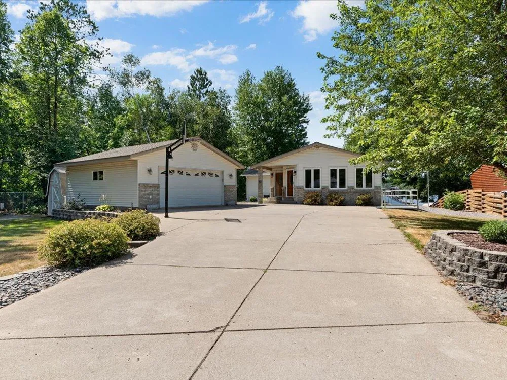 15809 Pine Shores Road Brainerd, MN 56401