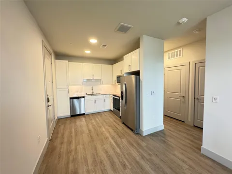 29600 Ronald Reagan Blvd #9205