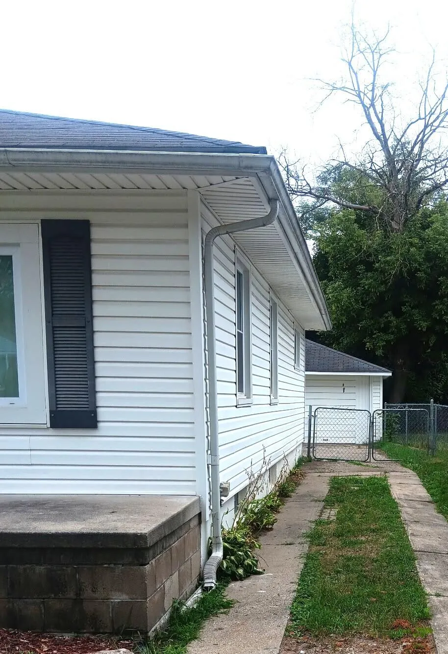 20460 Winston Detroit, MI 48219