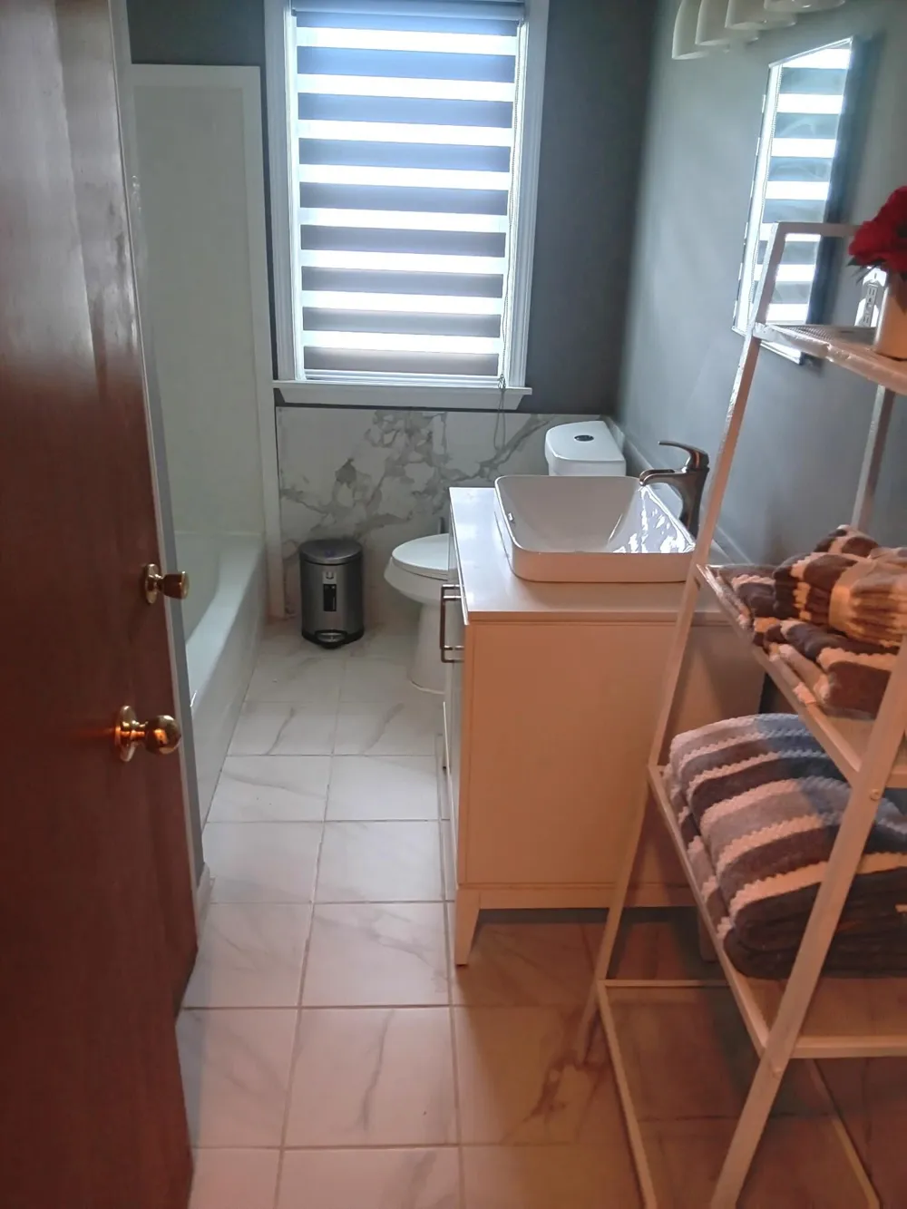 20460 Winston Detroit, MI 48219