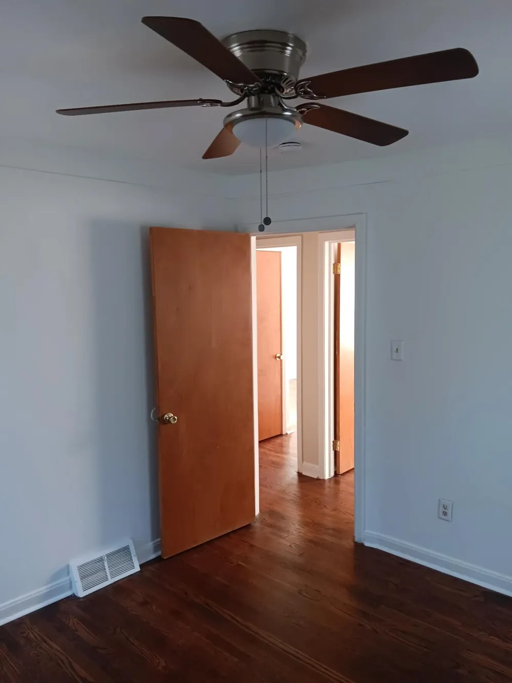 20460 Winston Detroit, MI 48219