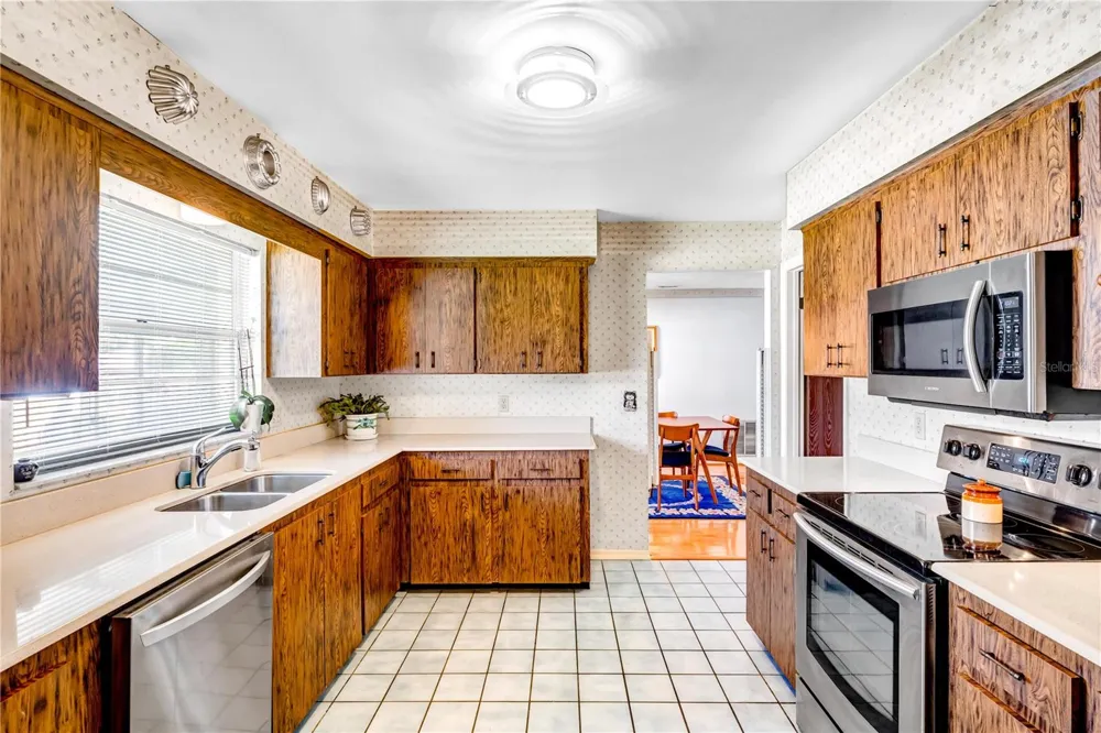 806 BIG BUCK CIRCLE Winter Springs, FL 32708