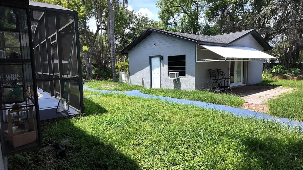 1055 HOLDEN AVENUE Orlando, FL 32839