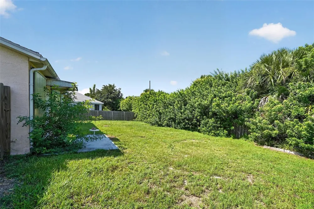 1632 CAINS AVENUE NW Palm Bay, FL 32907