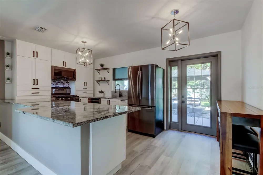 375 10TH AVENUE Safety Harbor, FL 34695