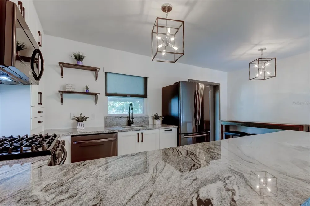 375 10TH AVENUE Safety Harbor, FL 34695