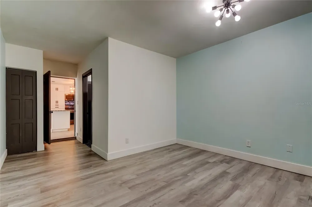 375 10TH AVENUE Safety Harbor, FL 34695