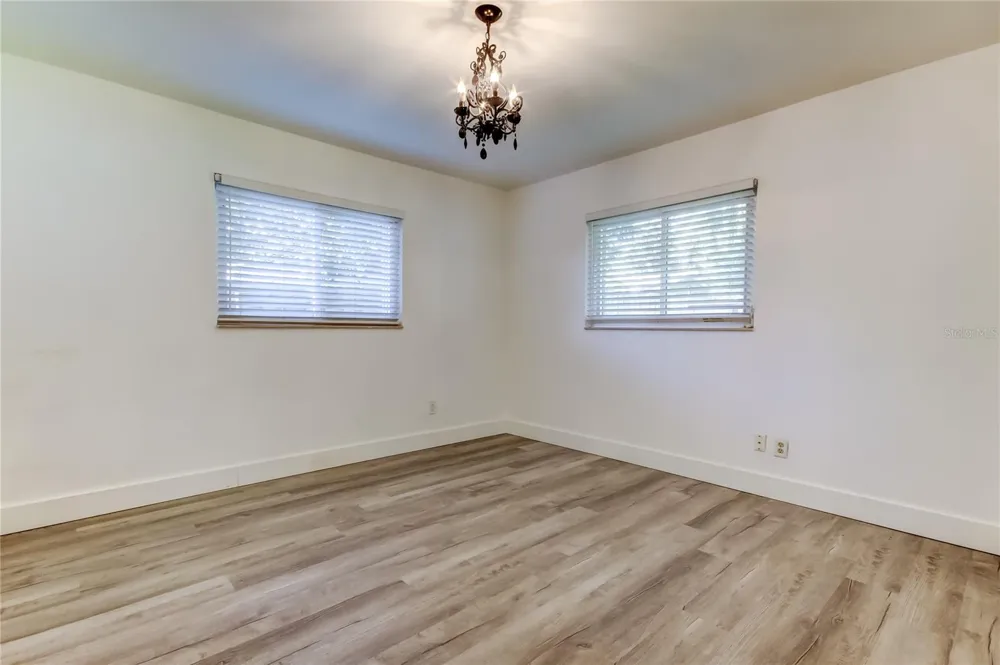 375 10TH AVENUE Safety Harbor, FL 34695