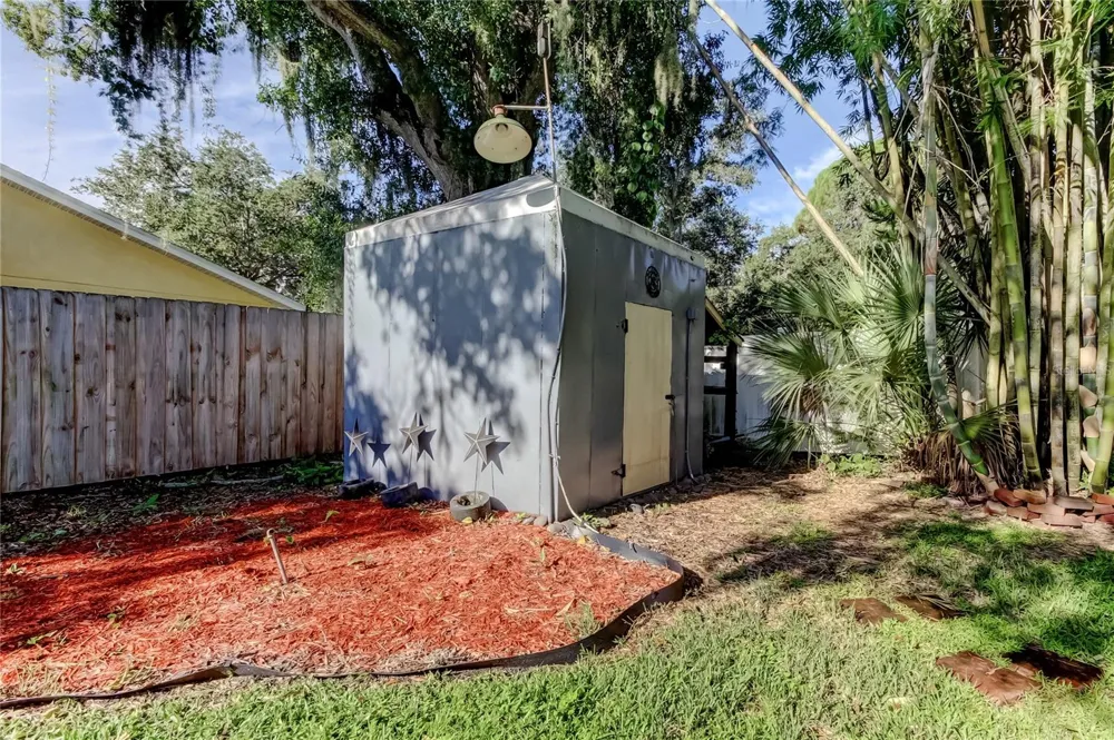 375 10TH AVENUE Safety Harbor, FL 34695