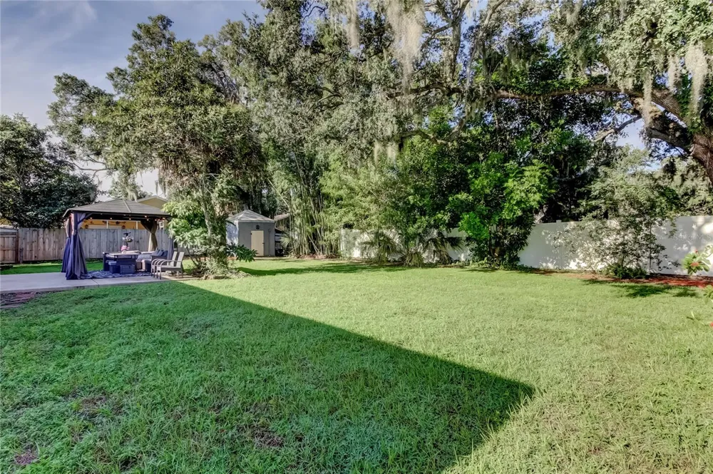 375 10TH AVENUE Safety Harbor, FL 34695