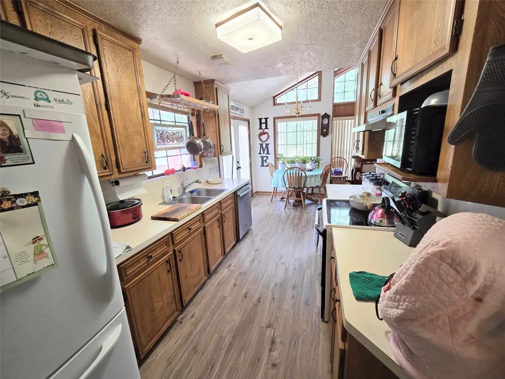 178 Coral Gables Trinity, TX 75862