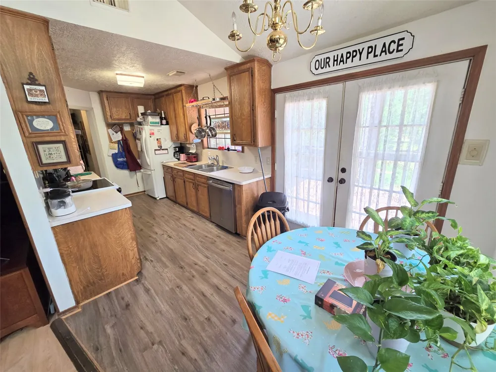 178 Coral Gables Trinity, TX 75862