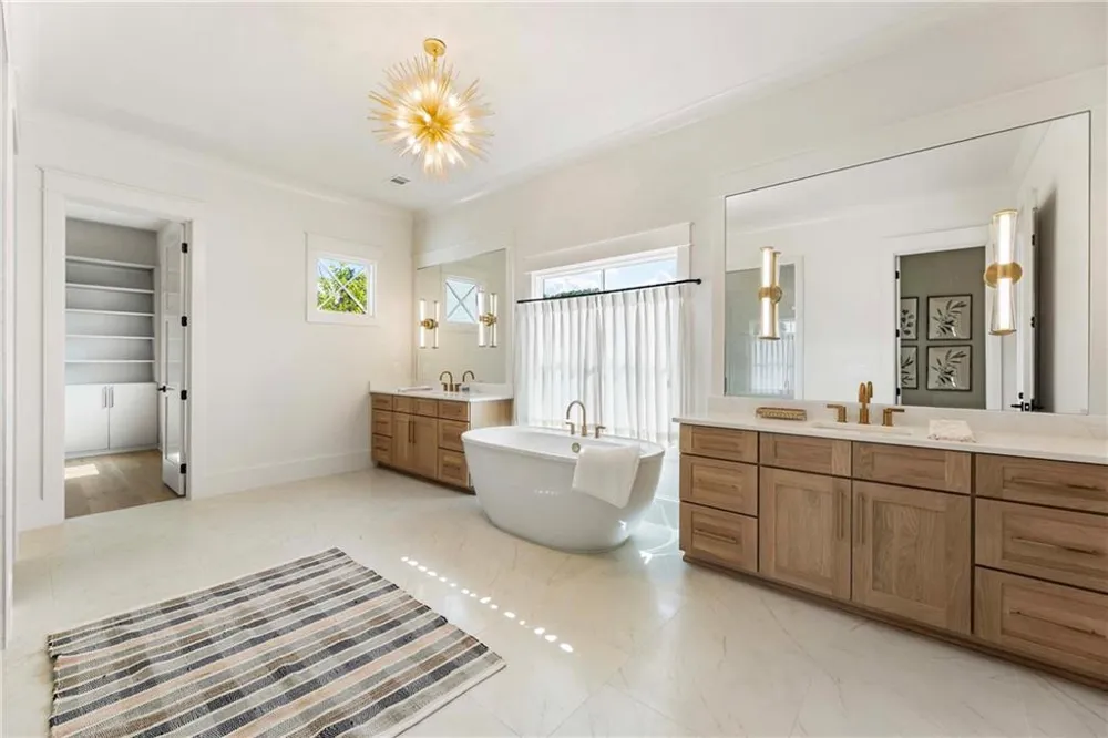 185 Heatherton Lane Milton, GA 30009