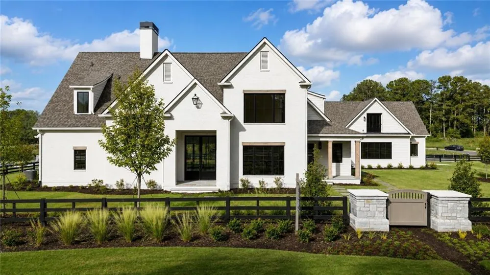 185 Heatherton Lane Milton, GA 30009