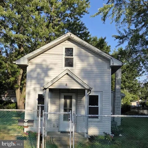 8 S 2ND STREET
