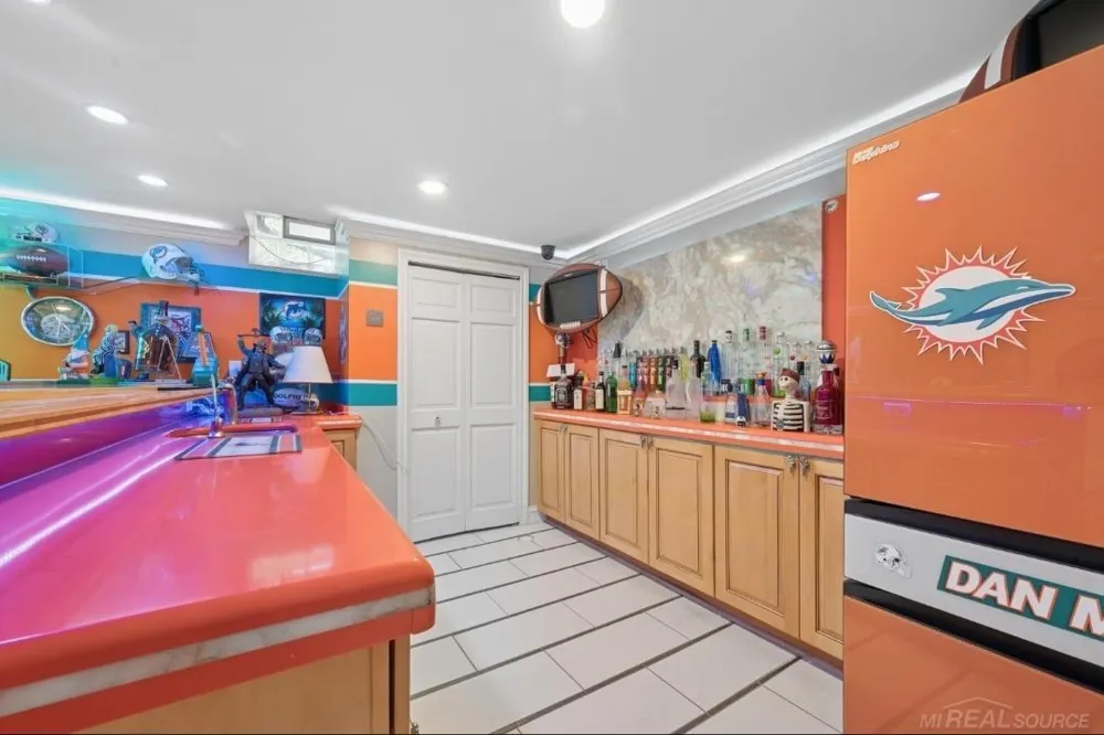 20064 Chesterbrook Drive Macomb Township, MI 48044