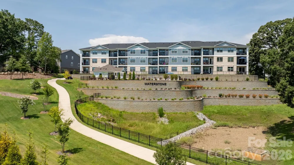 4455 Reed Creek Drive #202 Sherrills Ford, NC 28673