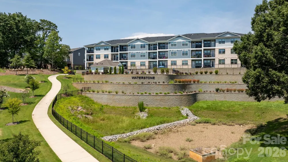 4455 Reed Creek Drive #202 Sherrills Ford, NC 28673