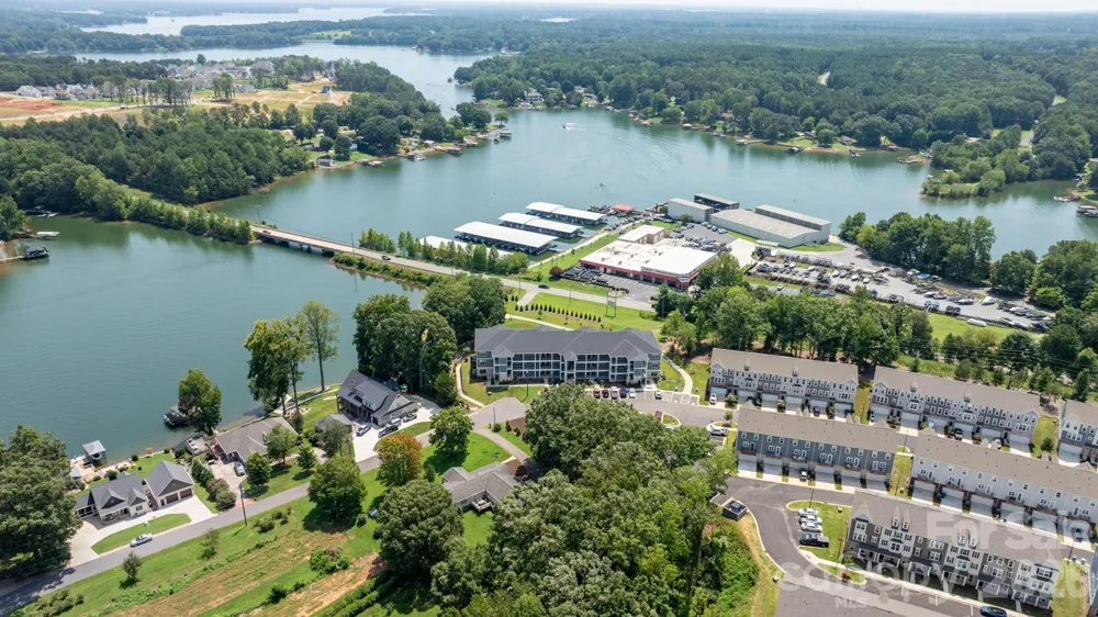 4455 Reed Creek Drive #202 Sherrills Ford, NC 28673