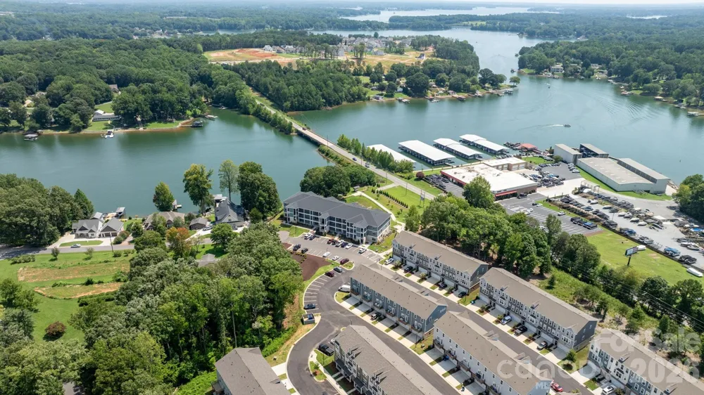 4455 Reed Creek Drive #202 Sherrills Ford, NC 28673