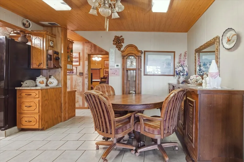 6221 Highway 8 Desdemona, TX 76445