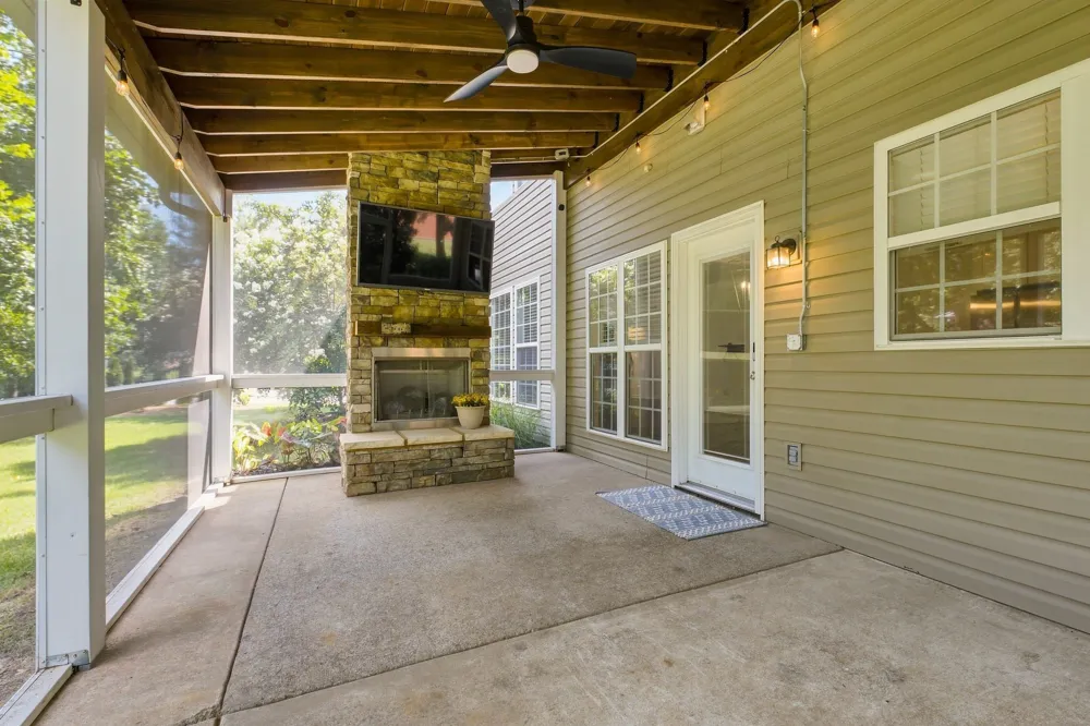 1851 Erlinger Dr Nolensville, TN 37135
