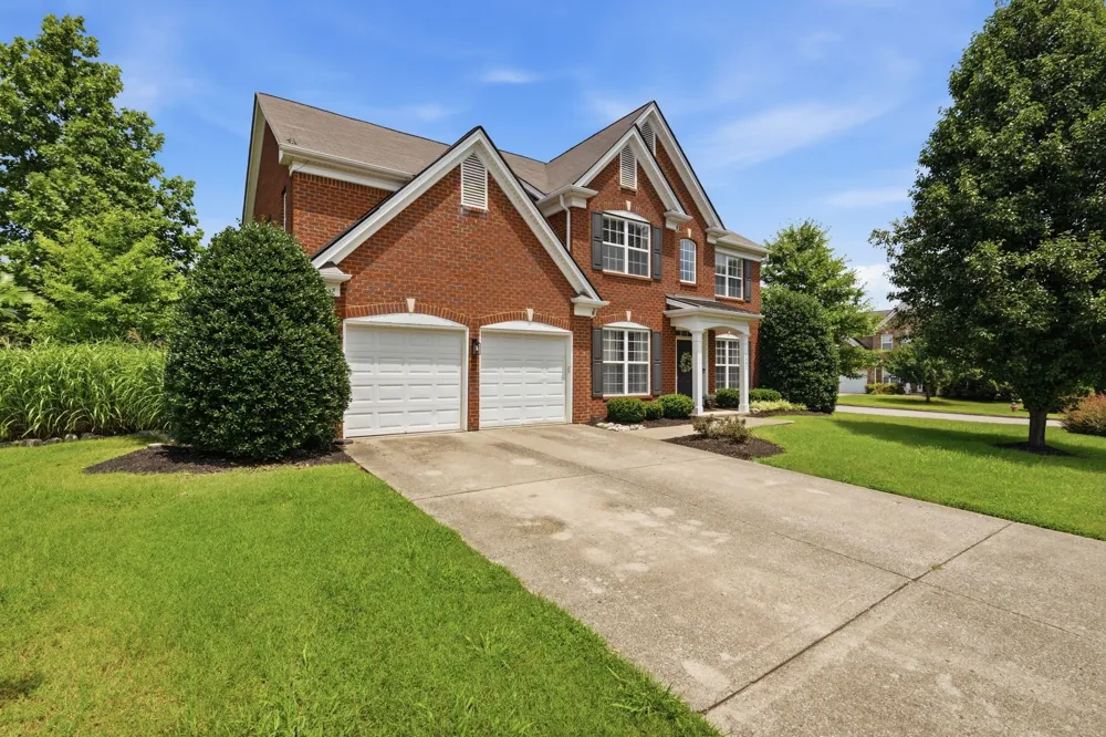 1851 Erlinger Dr Nolensville, TN 37135