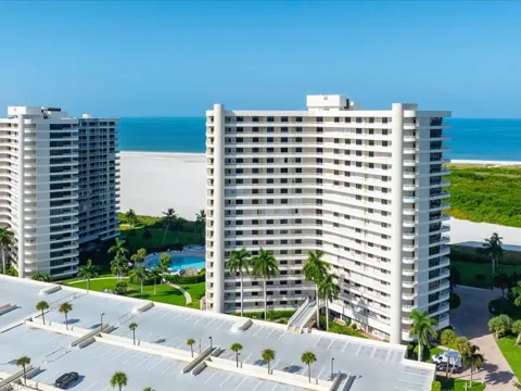 320 Seaview Court #904