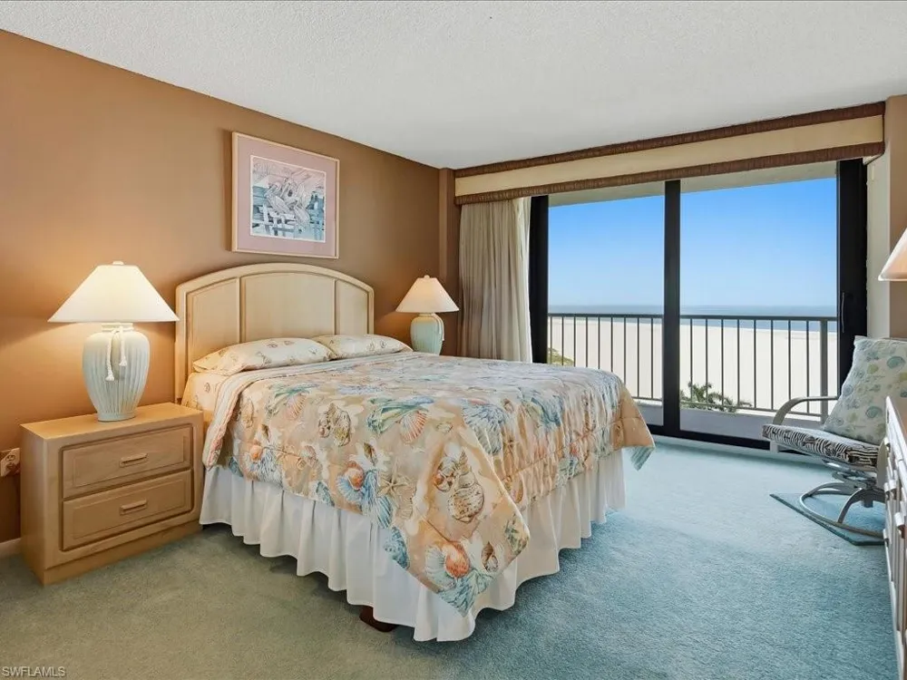 320 Seaview Court #904 Marco Island, FL 34145