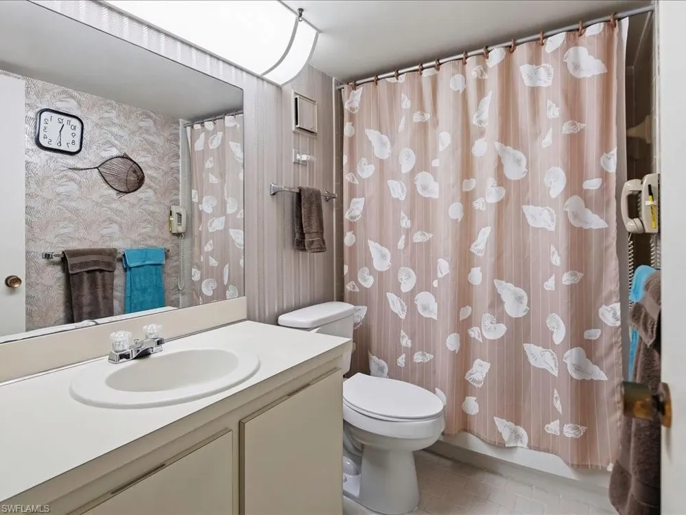320 Seaview Court #904 Marco Island, FL 34145