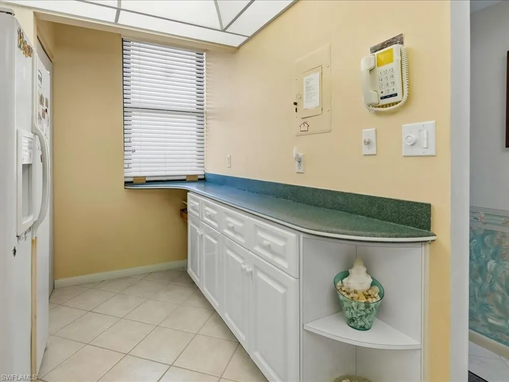 320 Seaview Court #904 Marco Island, FL 34145