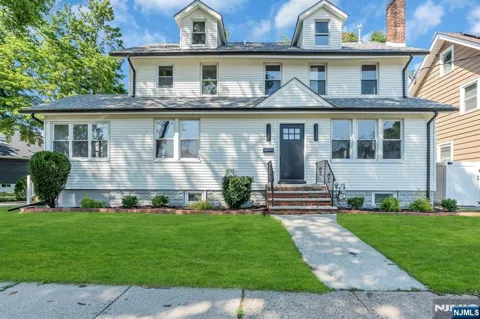 419 Martin Street