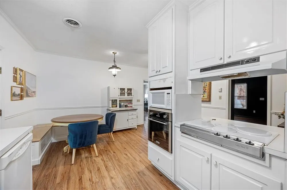 14605 Cogburn Road Alpharetta, GA 30004