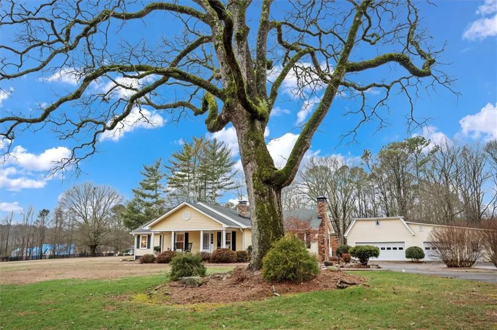 14605 Cogburn Road Alpharetta, GA 30004