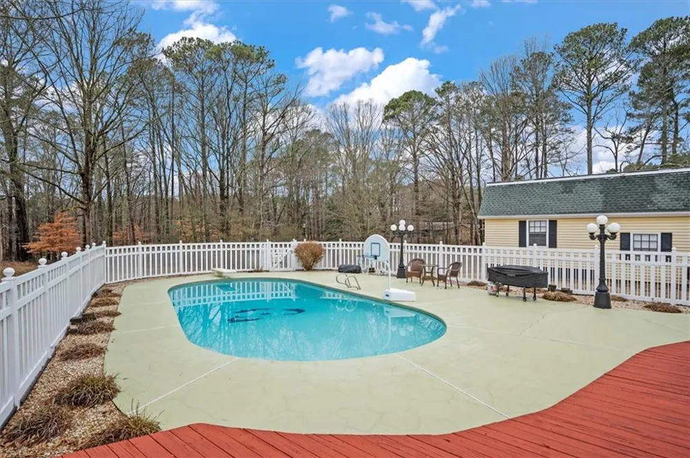 14605 Cogburn Road Alpharetta, GA 30004