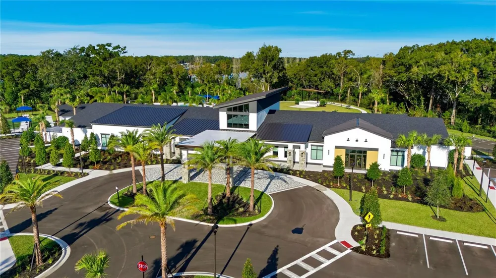 1246 CRESSWIND BOULEVARD Deland, FL 32724