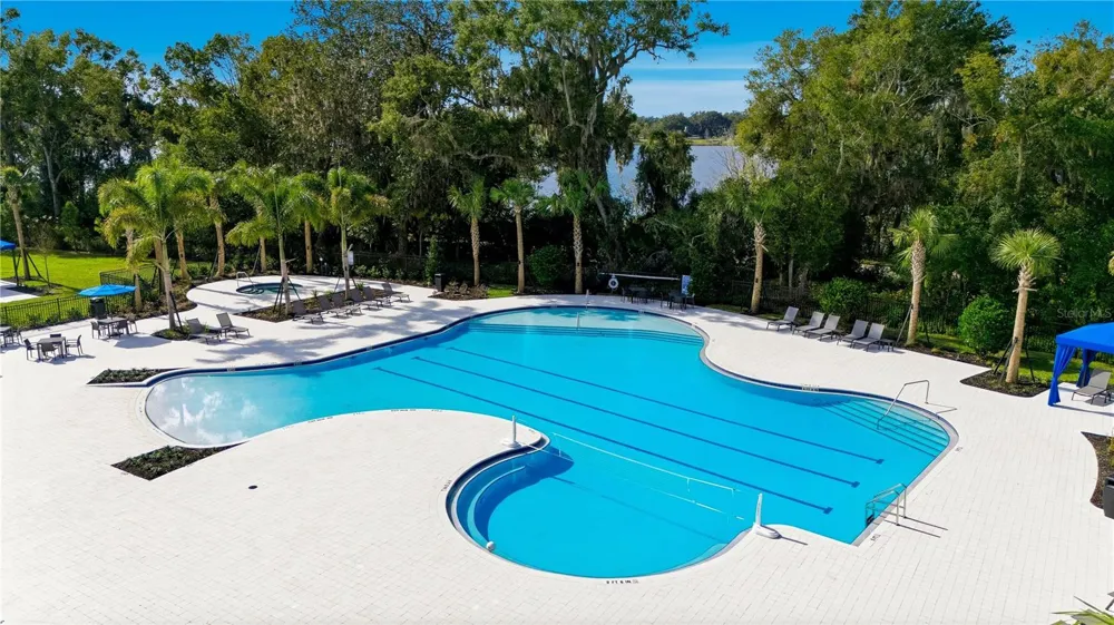 1246 CRESSWIND BOULEVARD Deland, FL 32724